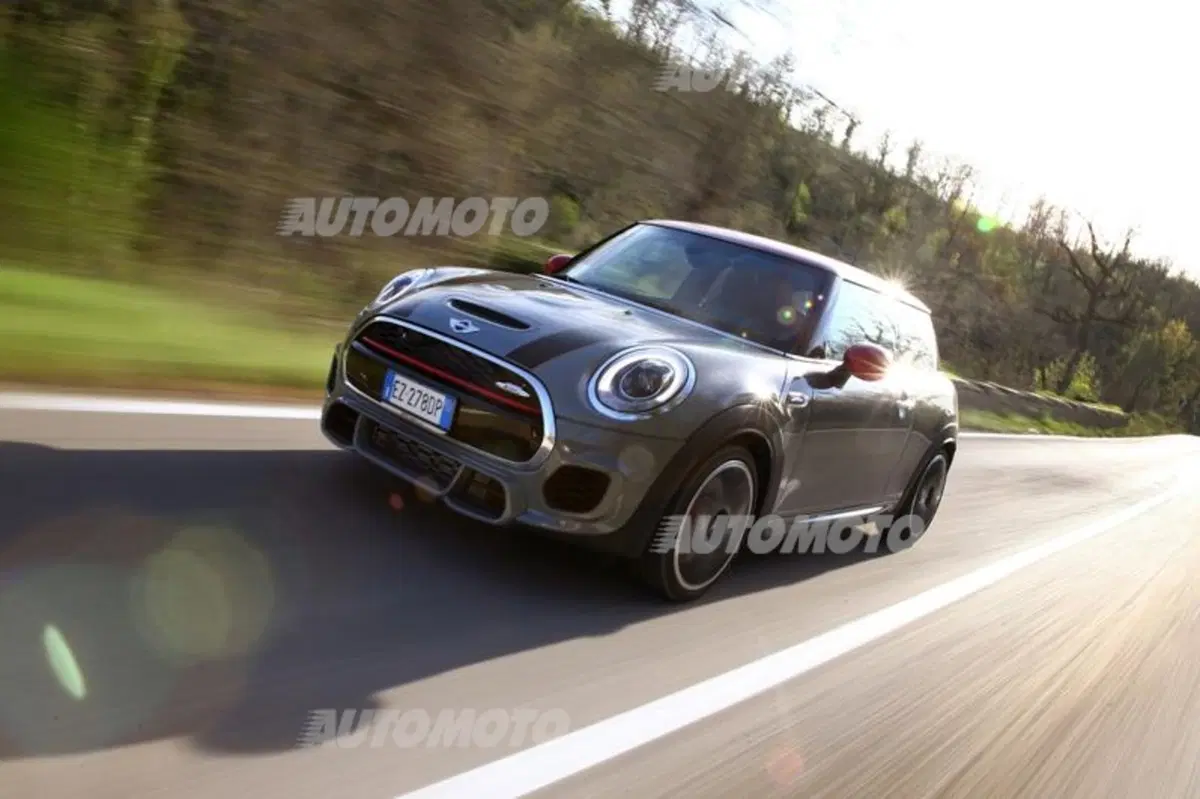 MINI John Cooper Works (28)
