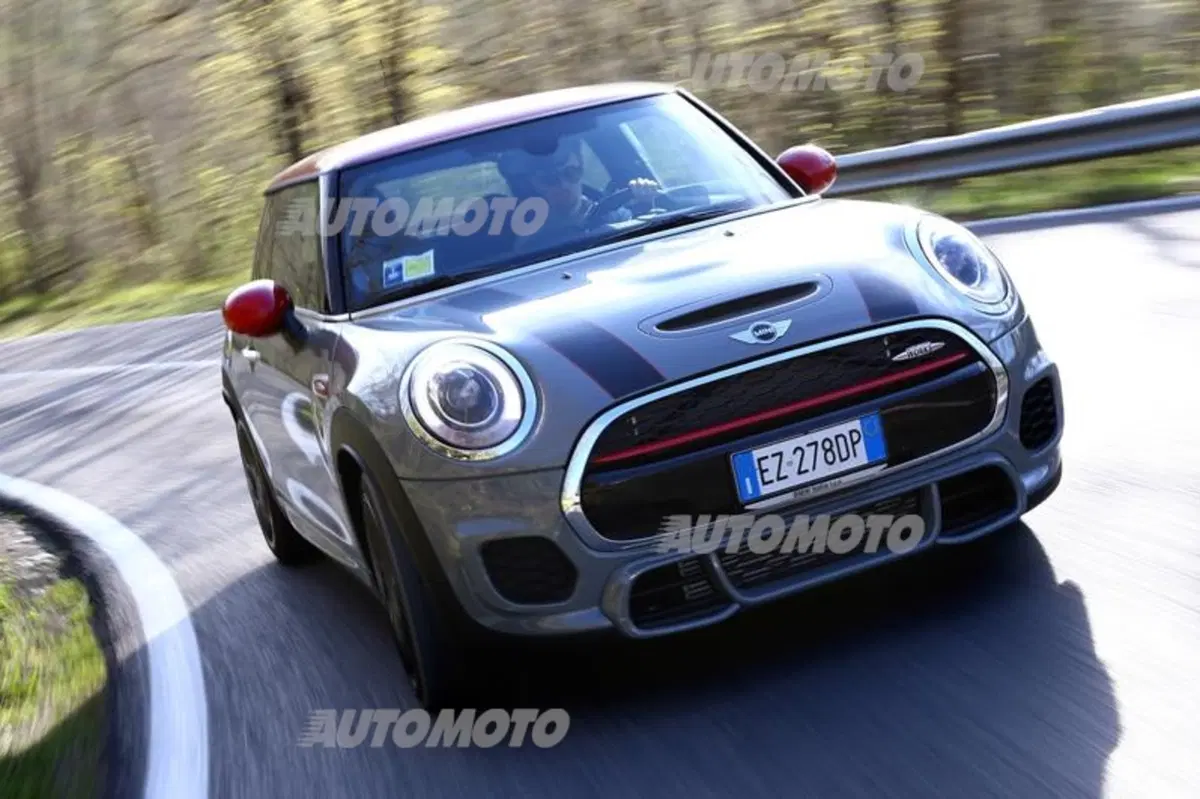 MINI John Cooper Works (31)