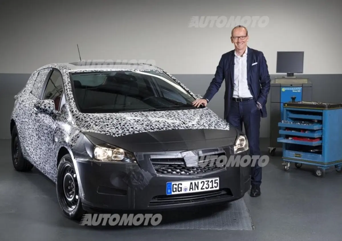 Opel Astra "K": anteprima al Salone di Francoforte 2015