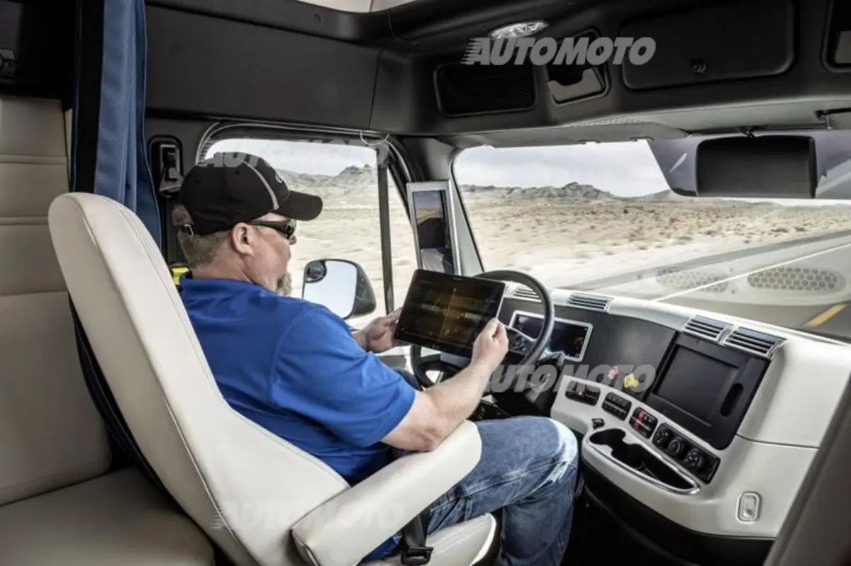 Freightliner Inspiration Truck, il primo “truck” a guida autonoma (8)