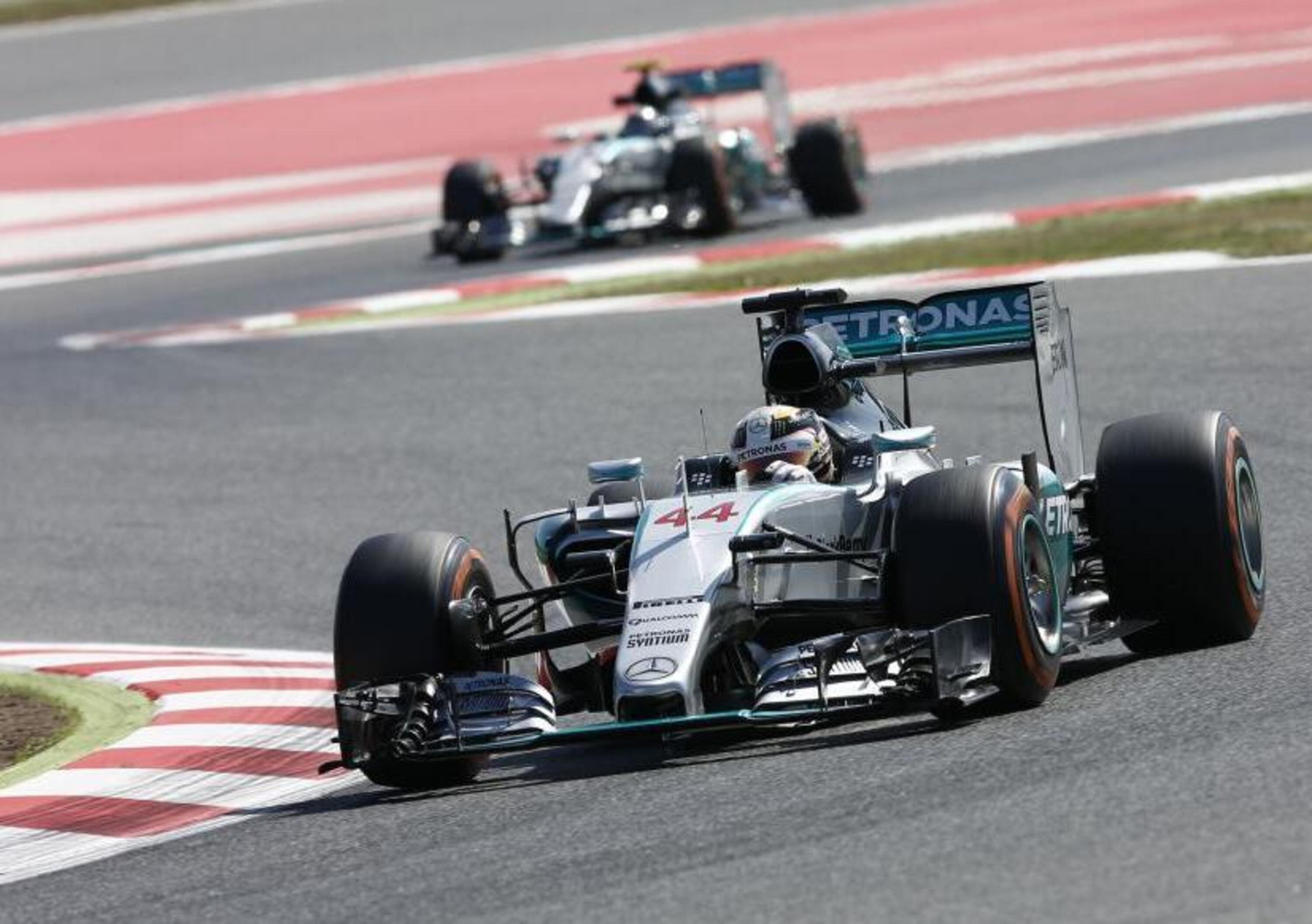 F.1, GP Spagna 2015, FP2: Hamilton il pi&ugrave; veloce a quattro decimi da Vettel