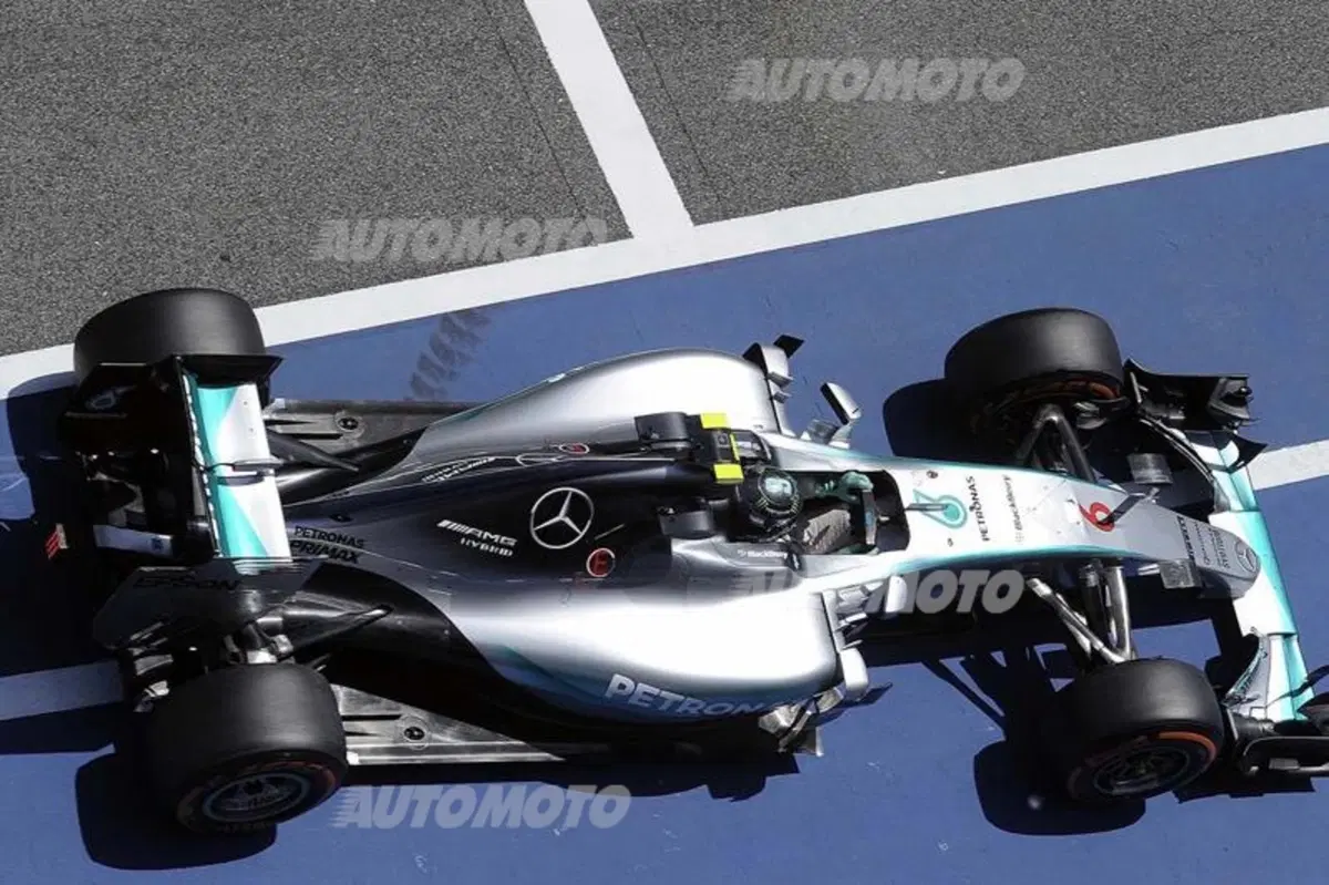 F1, Gp di Spagna 2015, FP3: Rosberg davanti a tutti. Vettel secondo (4)