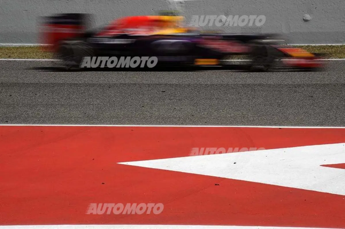 F1, Gp di Spagna 2015, FP3: Rosberg davanti a tutti. Vettel secondo (17)