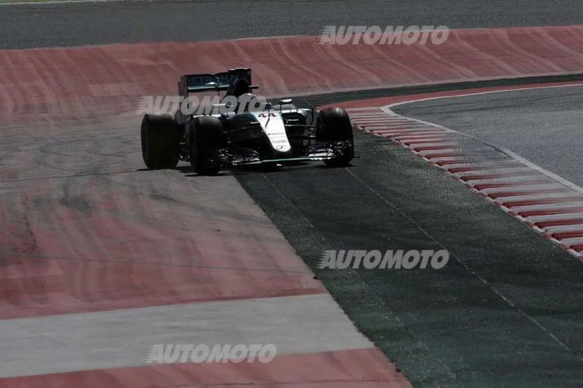 F1, Gp di Spagna 2015, FP3: Rosberg davanti a tutti. Vettel secondo (27)