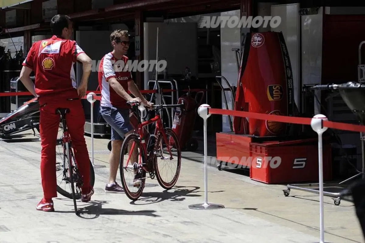 F1, Gp di Spagna 2015, FP3: Rosberg davanti a tutti. Vettel secondo (34)