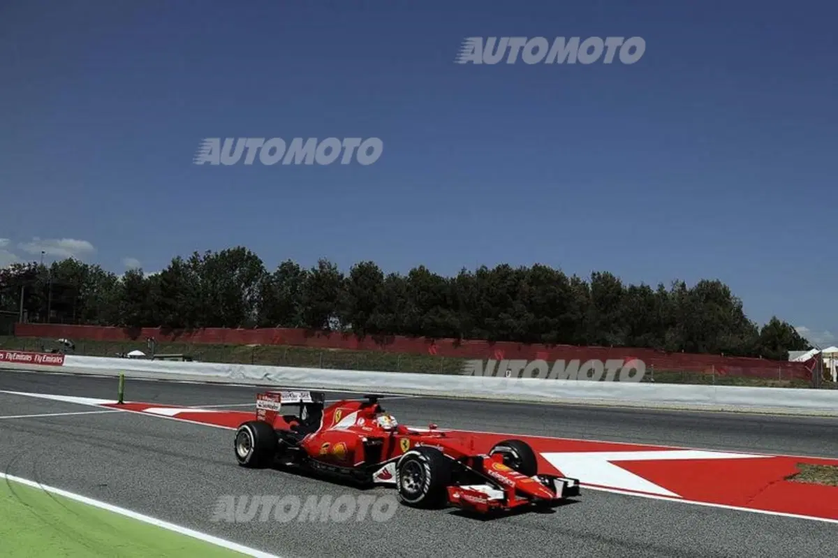 F1, Gp Spagna 2015: pole per Rosberg. Vettel terzo (13)