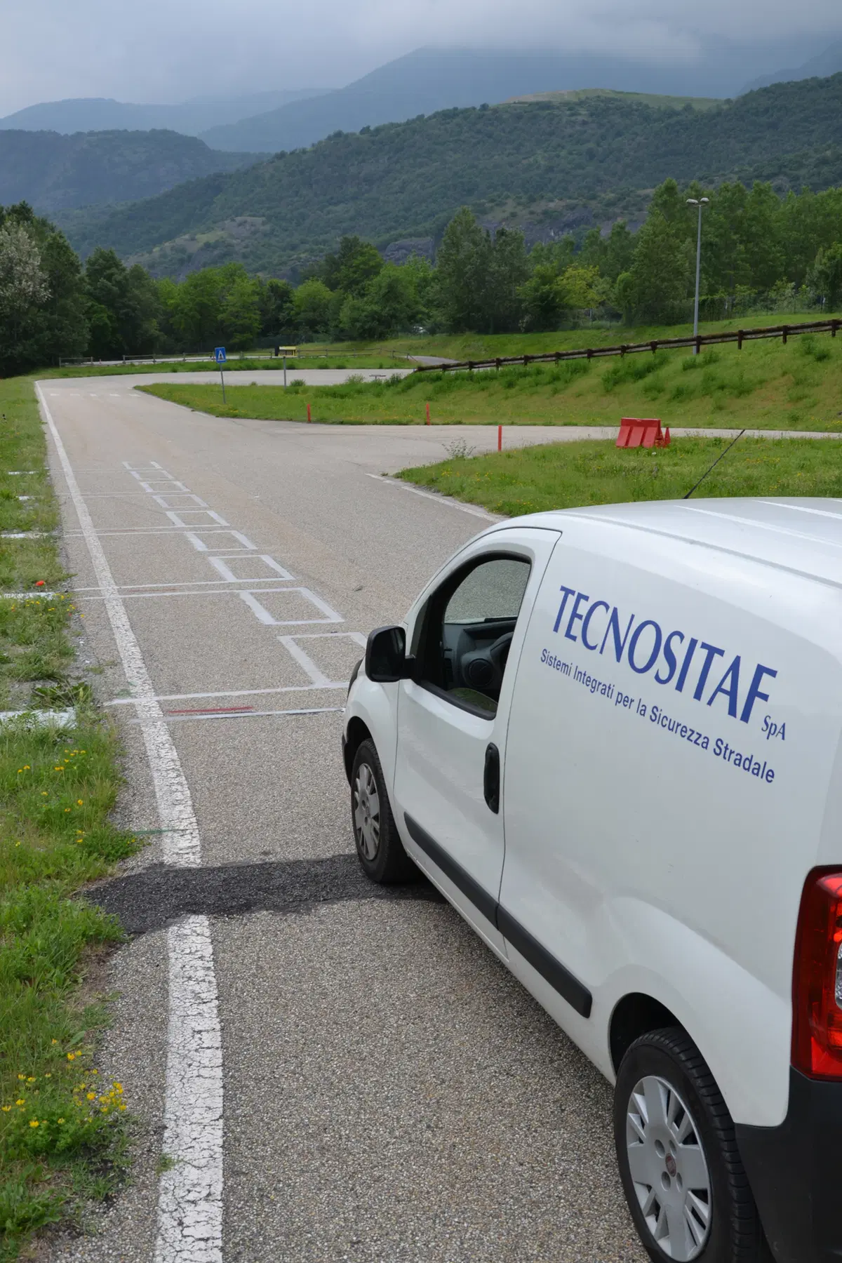 L'auto elettrica che si ricarica mentre viaggi. Idea del PoliTO (2)