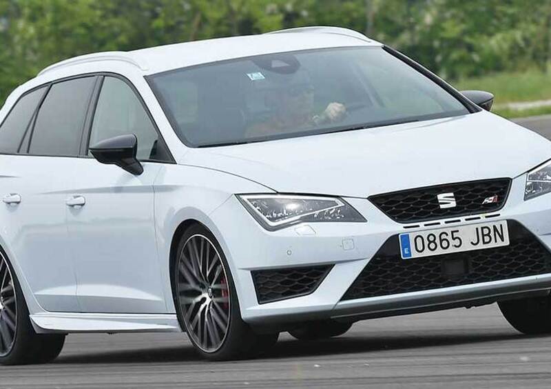 Seat Leon Cupra ST: Jordi Gen&eacute; ci parla del record al Nurburgring