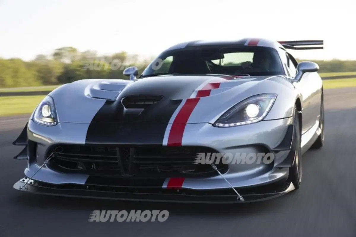 Dodge Viper ACR 2016, la Viper da corsa ma “legale” (8)
