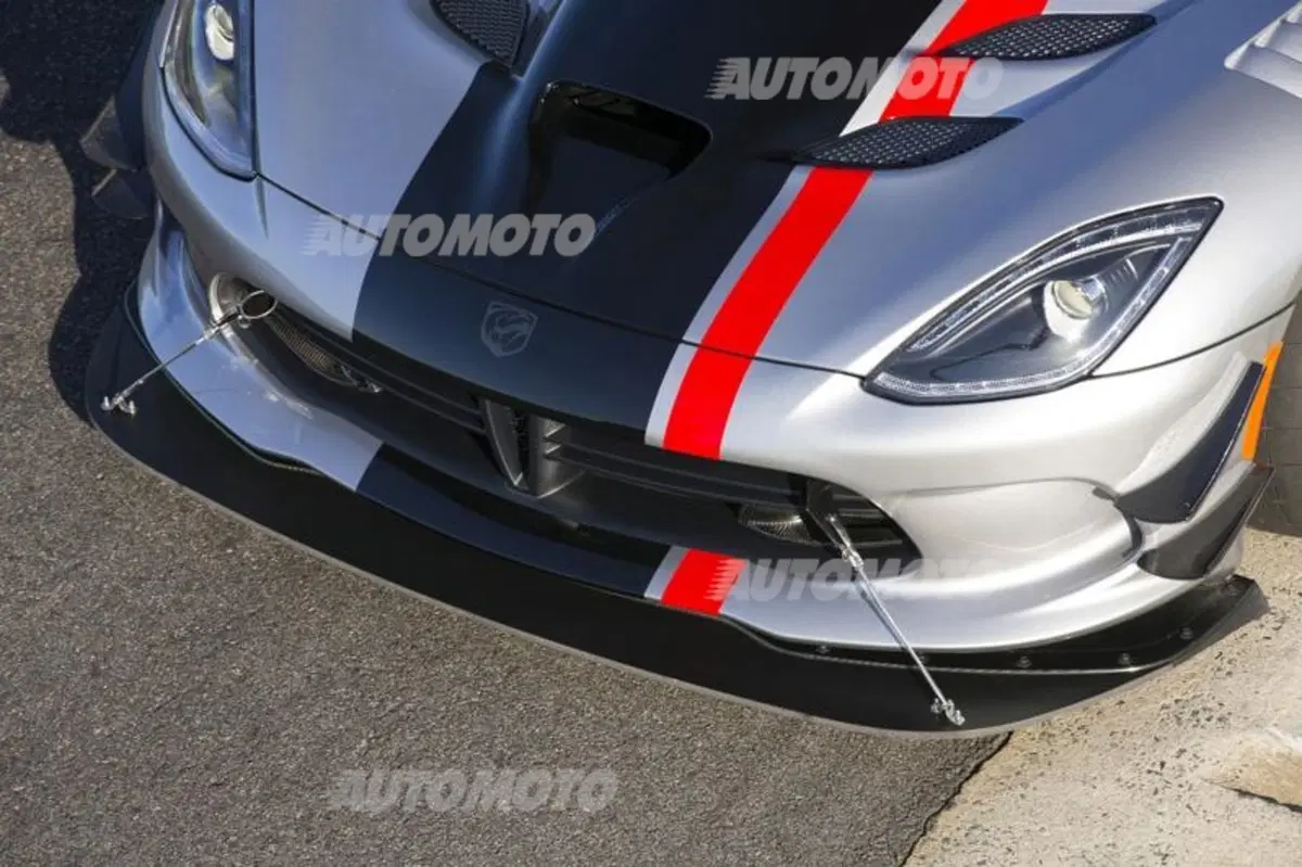 Dodge Viper ACR 2016, la Viper da corsa ma “legale” (23)