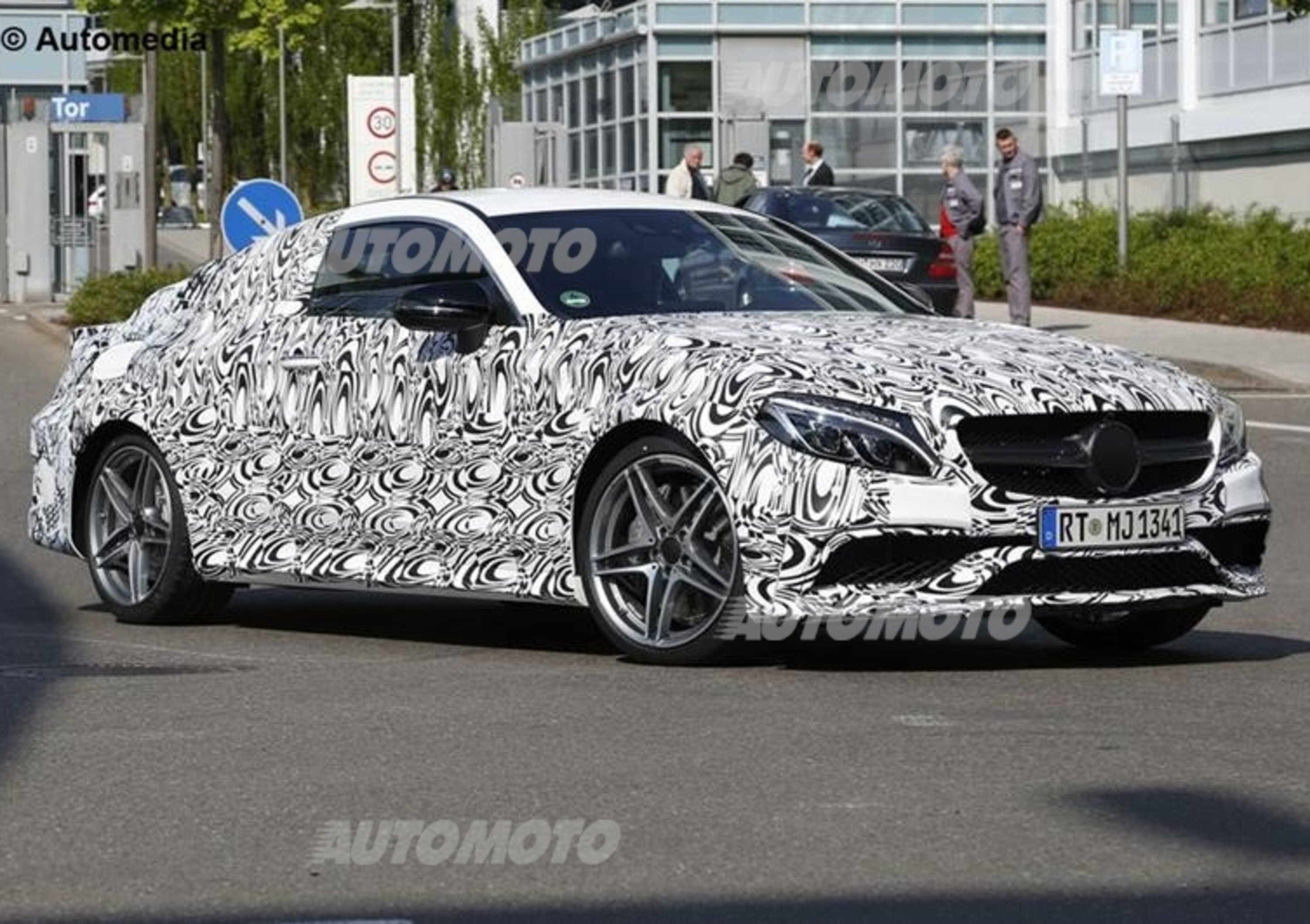 Mercedes-AMG C 63 Coup&eacute;: la nuova belva sta arrivando