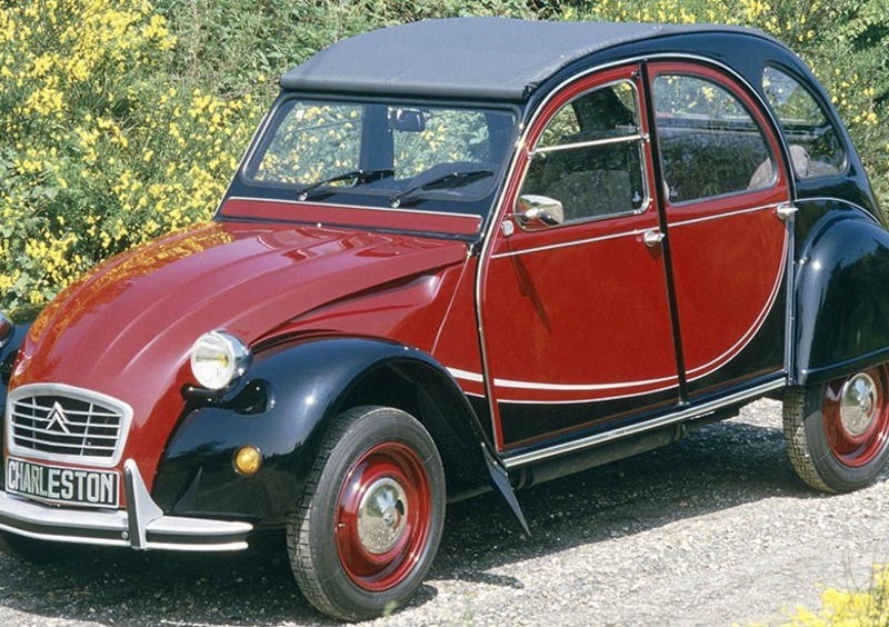 Citroen 2CV: la storia di una leggenda