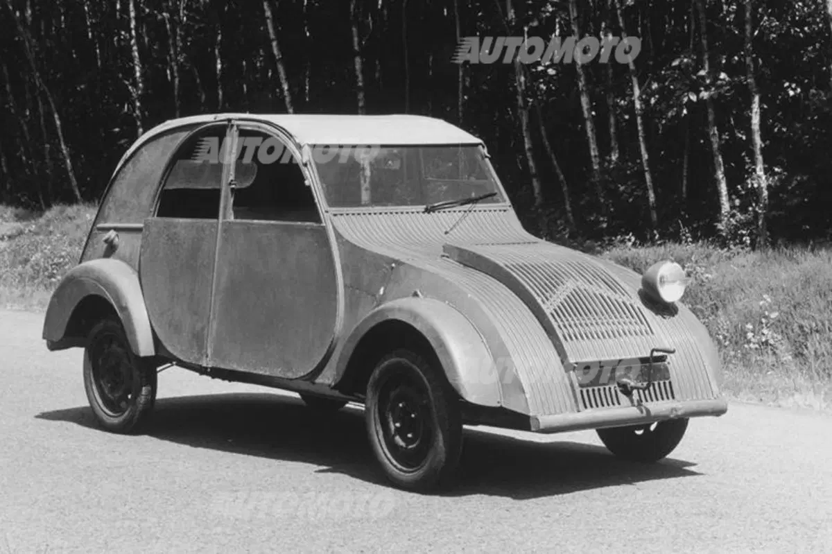 Citroen 2CV: la storia di una leggenda (3)