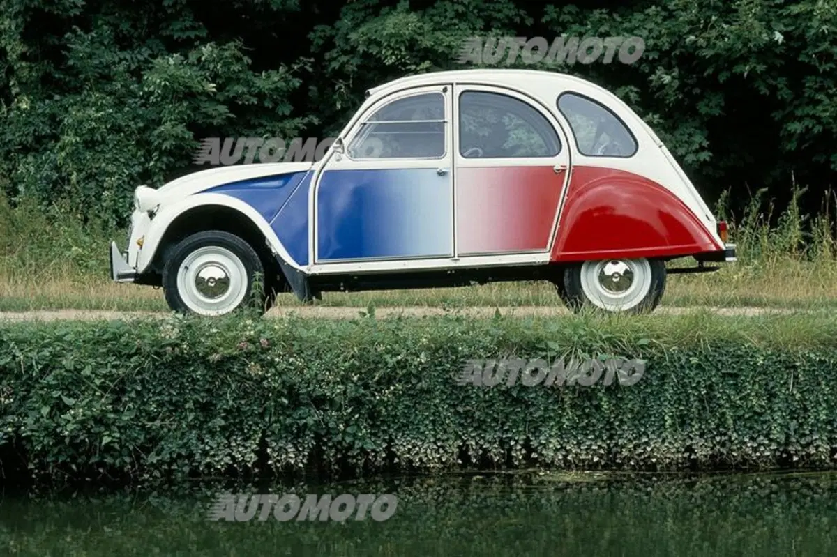 Citroen 2CV: la storia di una leggenda (15)