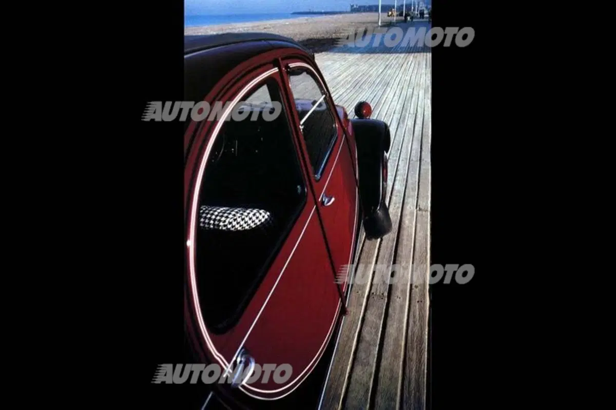 Citroen 2CV: la storia di una leggenda (17)