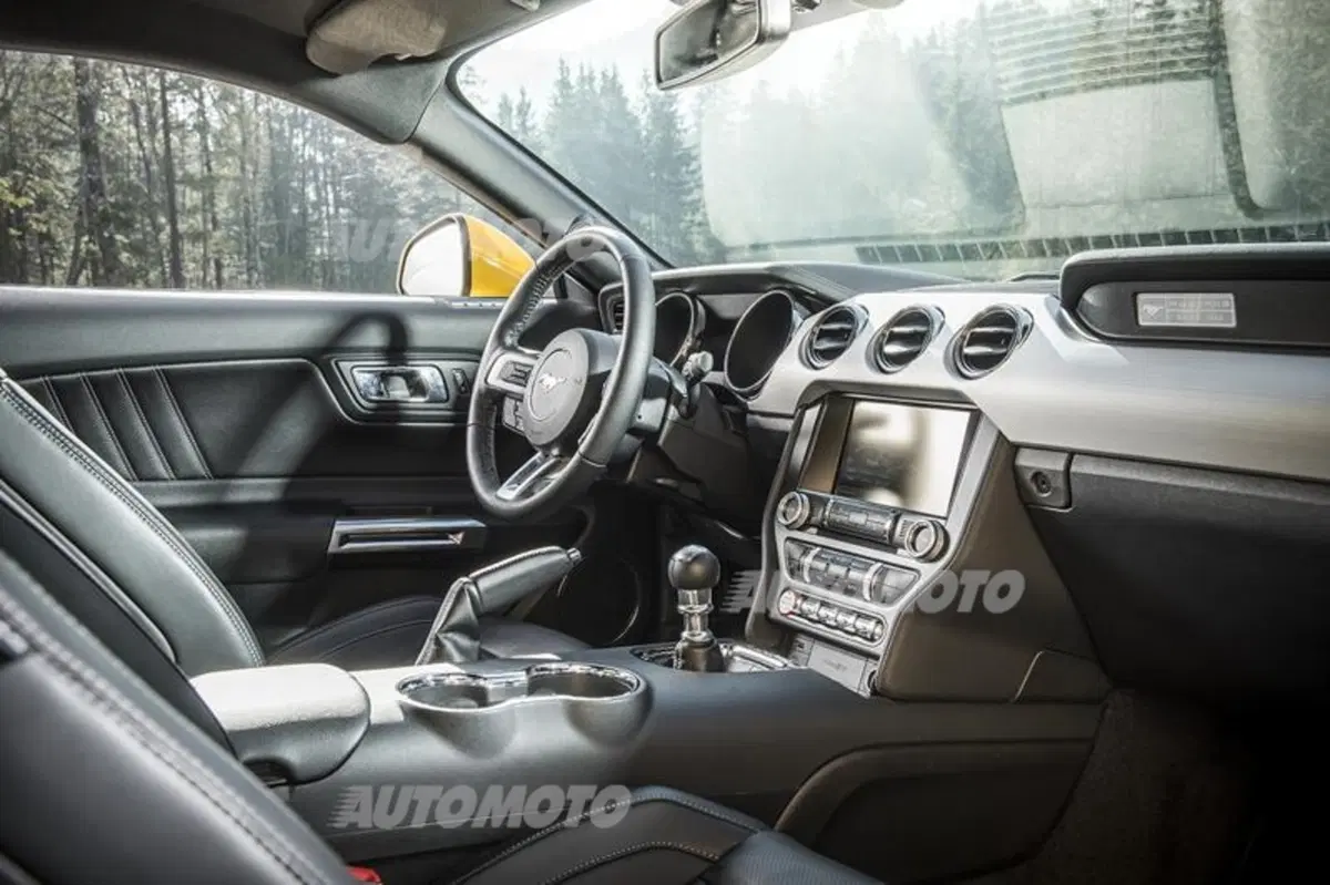 Nuova Ford Mustang (34)