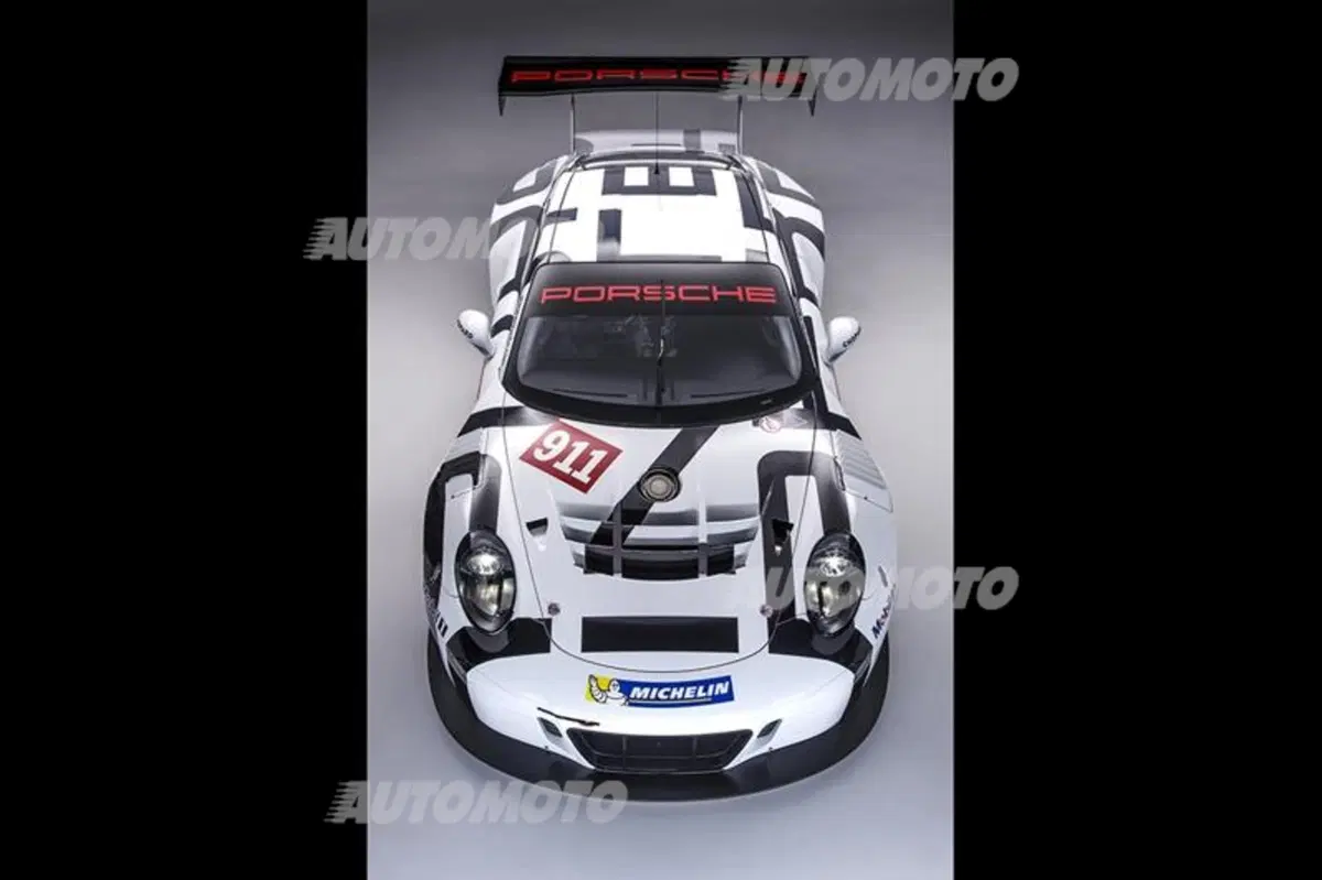 Porsche 911 GT3 R, ecco la generazione 991 (7)