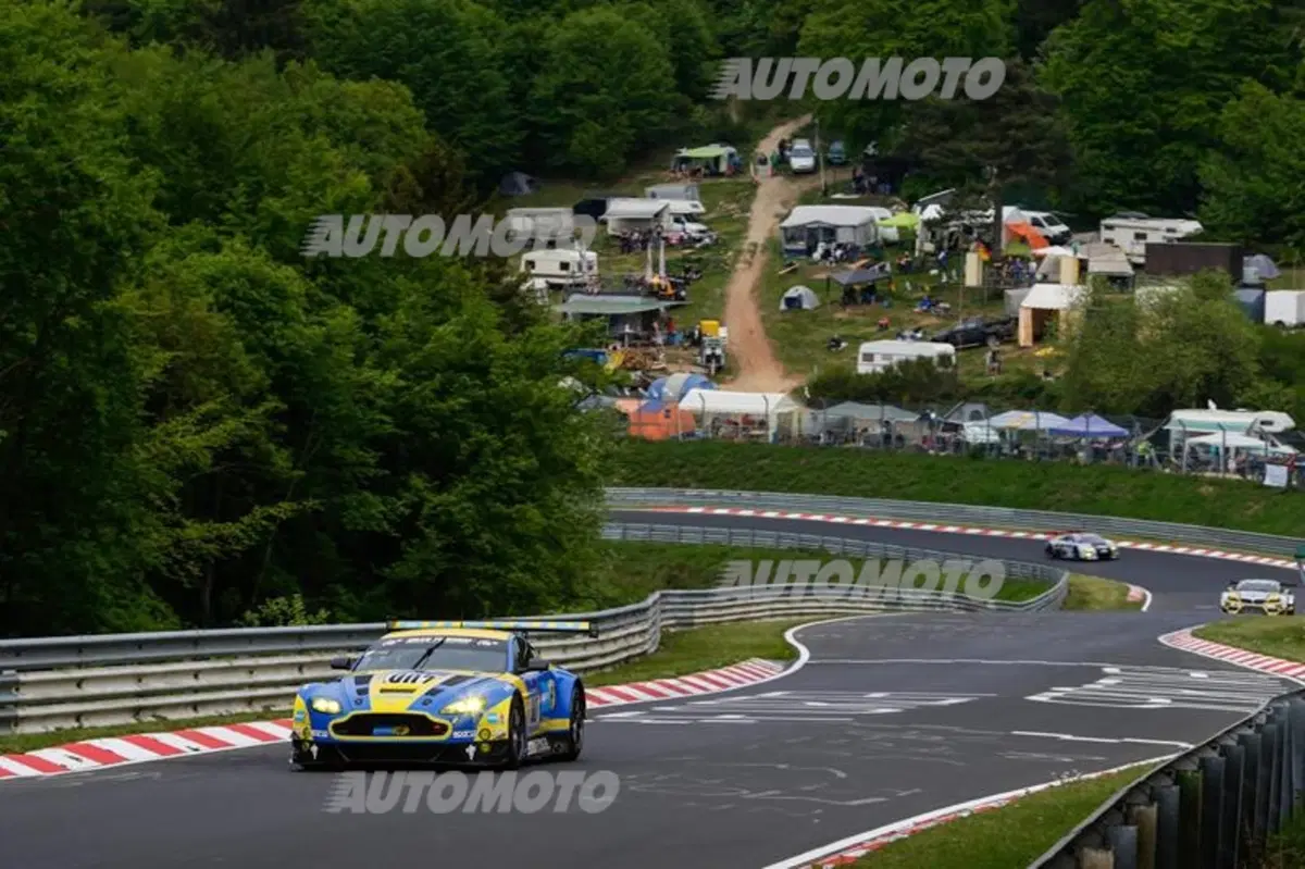 24 Ore del Nürburgring 2015: vince Audi