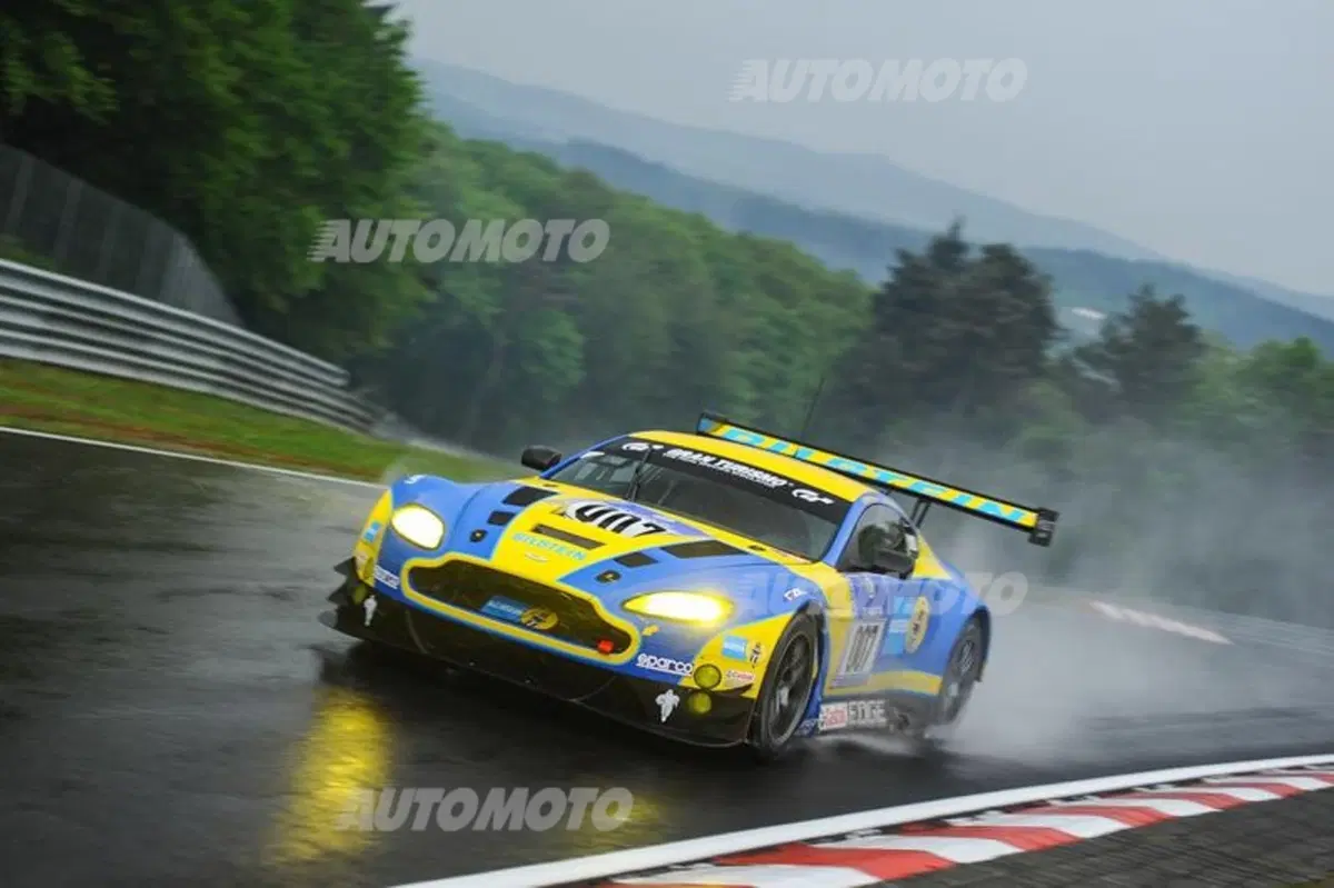24 Ore del Nürburgring 2015: vince Audi (4)