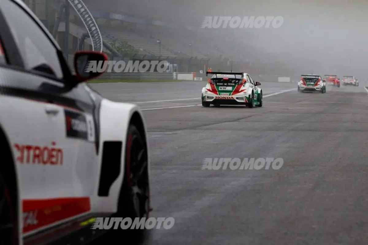 WTCC 2015, qualifiche Germania: López in pole (9)