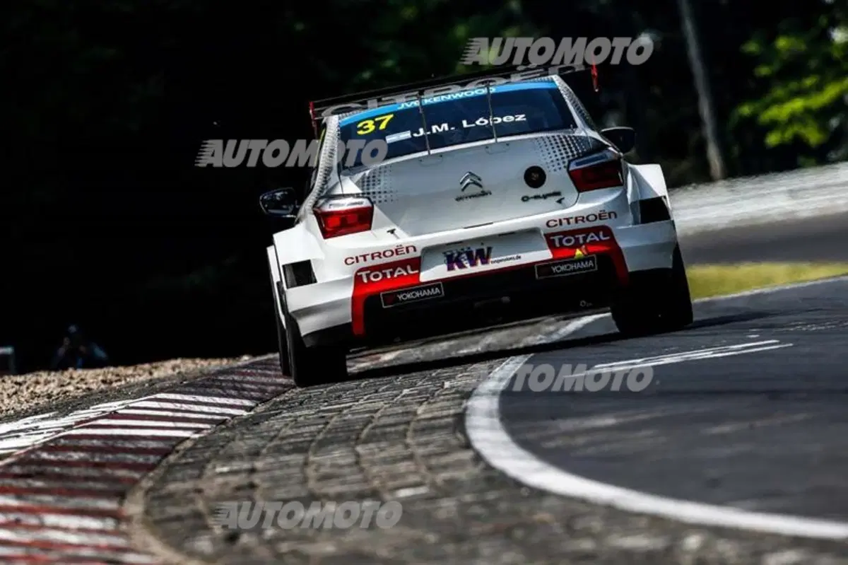 WTCC 2015 Germania, Nordschleife: vincono López e Muller (11)