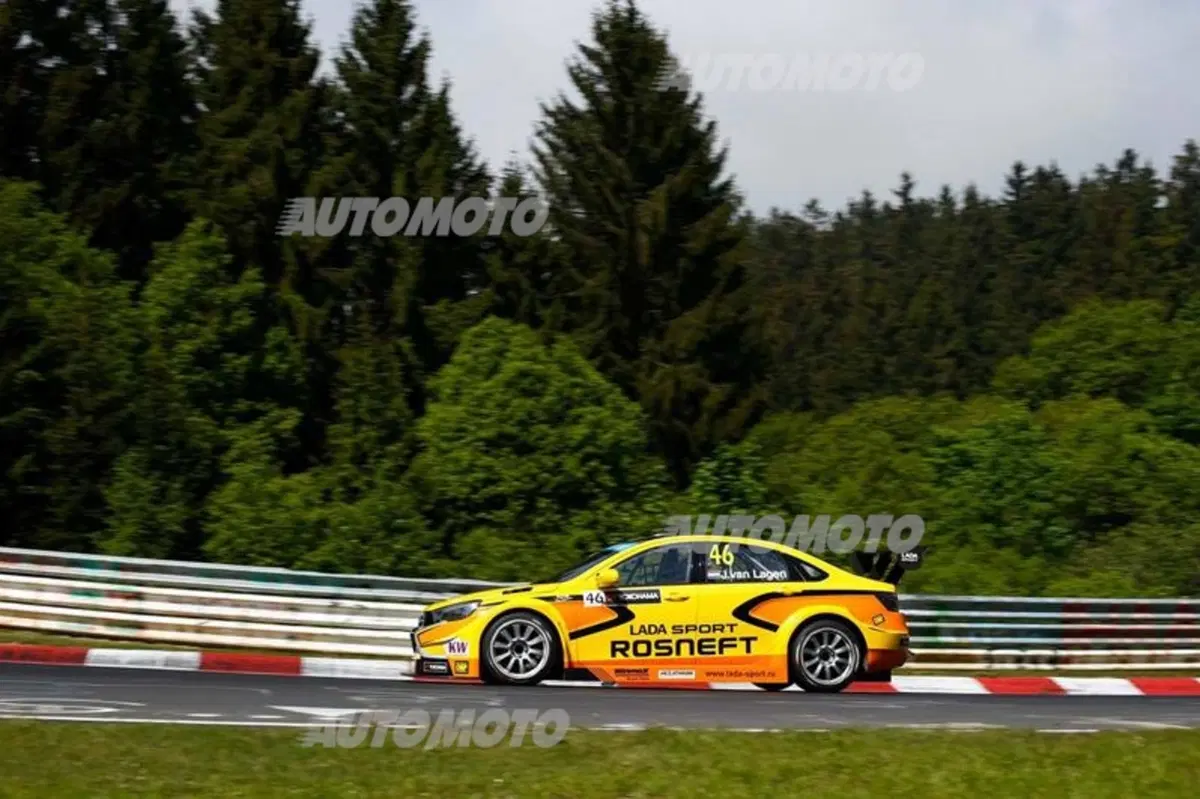 WTCC 2015 Germania, Nordschleife: vincono López e Muller (20)