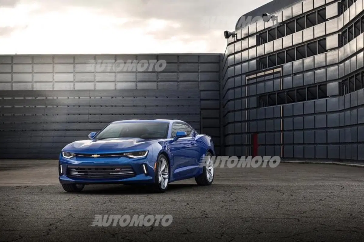 Nuova Chevrolet Camaro: eccola, più cattiva (ed efficiente) che mai! (8)