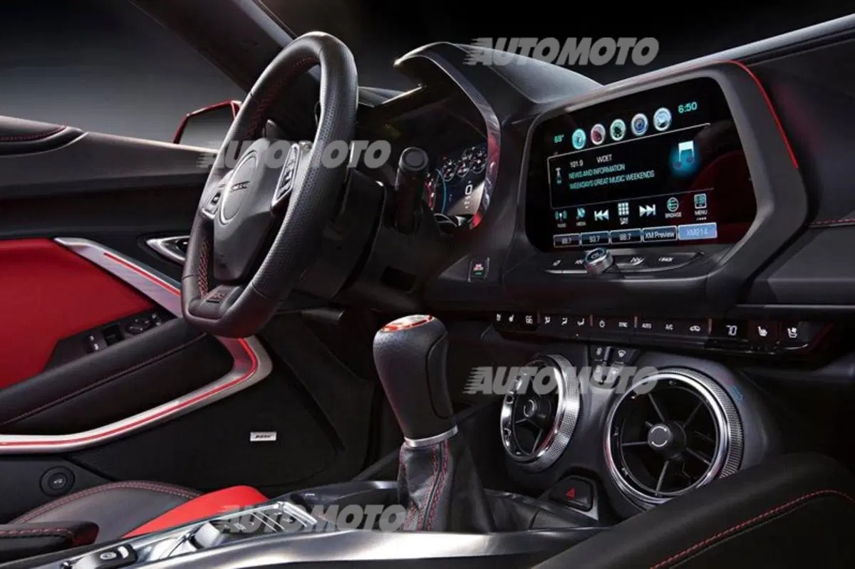 Nuova Chevrolet Camaro: eccola, più cattiva (ed efficiente) che mai! (14)