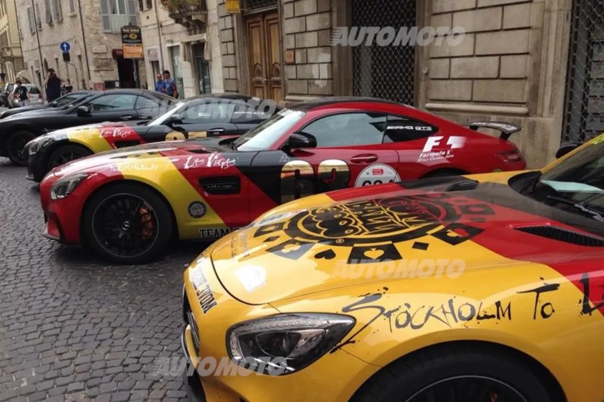 Tribute Mercedes to Mille Miglia 2015: 1.600 km di emozioni e una grande vittoria (29)