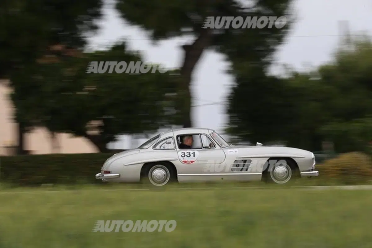 Tribute Mercedes to Mille Miglia 2015: 1.600 km di emozioni e una grande vittoria (49)