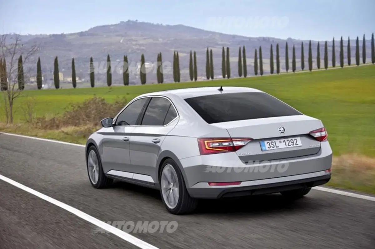 Nuova Skoda Superb