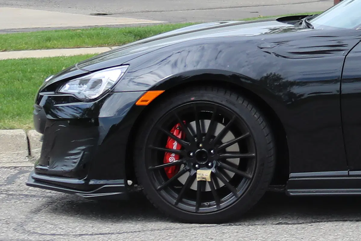 Subaru BRZ STI. Armi più affilate per la piccola giapponese  (2)