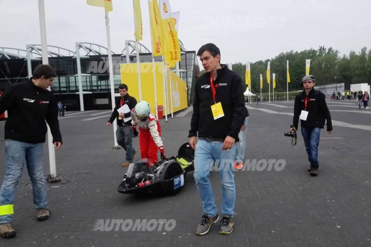 Shell Eco-marathon 2015: in gara le auto da 3.000 km/l di benzina (18)