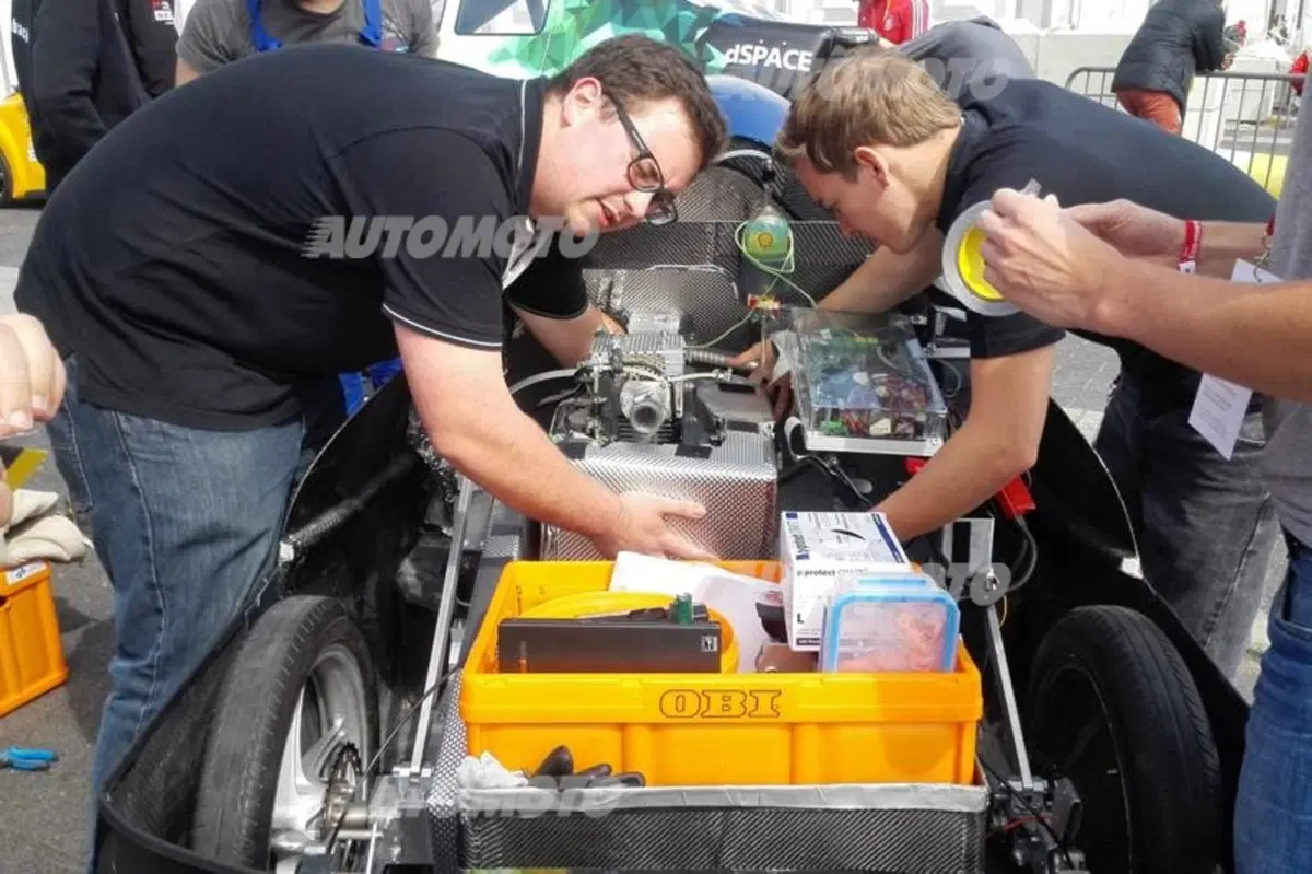 Shell Eco-marathon 2015: in gara le auto da 3.000 km/l di benzina (49)