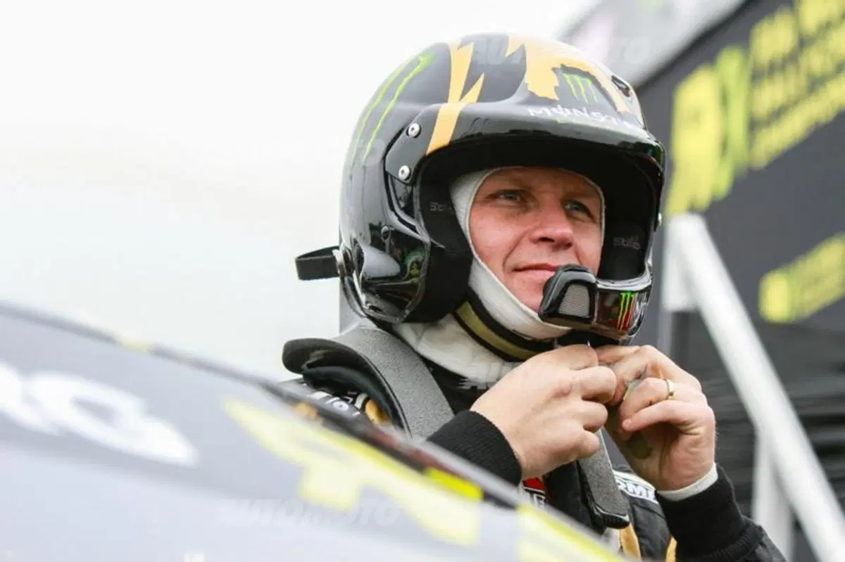 WRX 2015: Rallycross di Gran Bretagna, il lungo volo di Petter Solberg