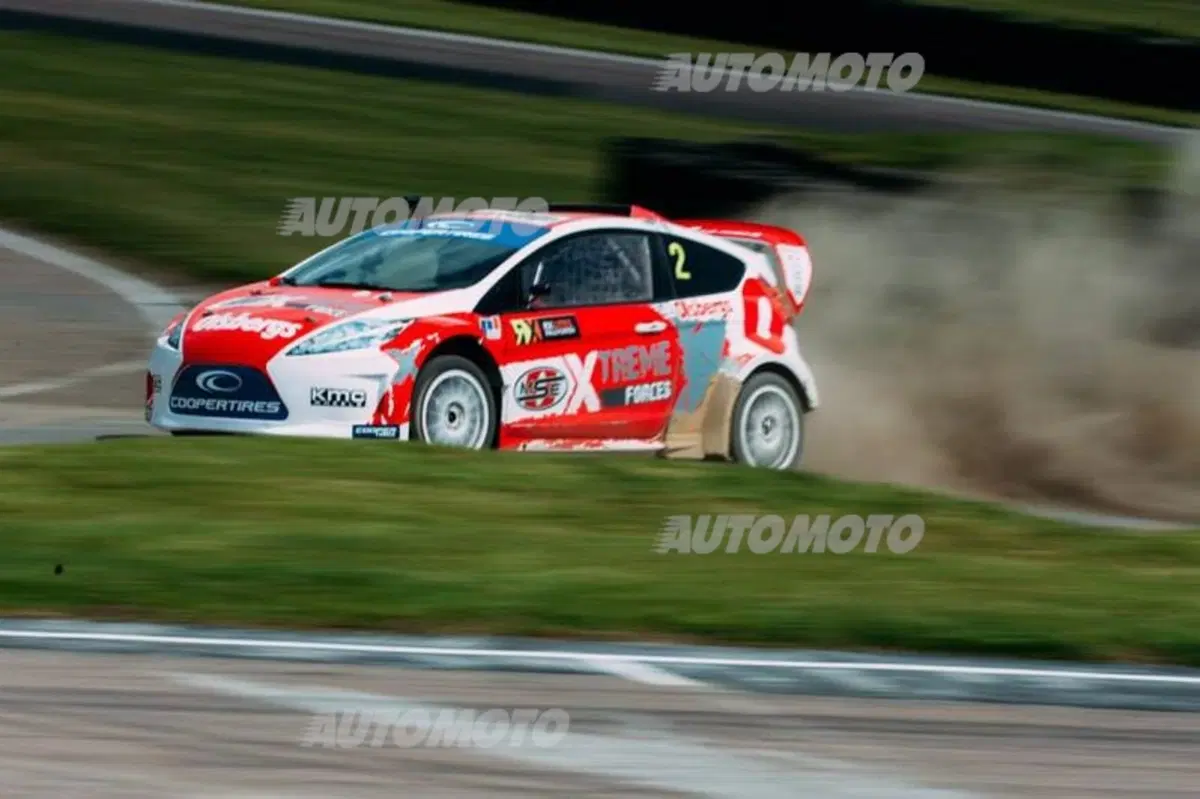 WRX 2015: Rallycross di Gran Bretagna, il lungo volo di Petter Solberg (9)