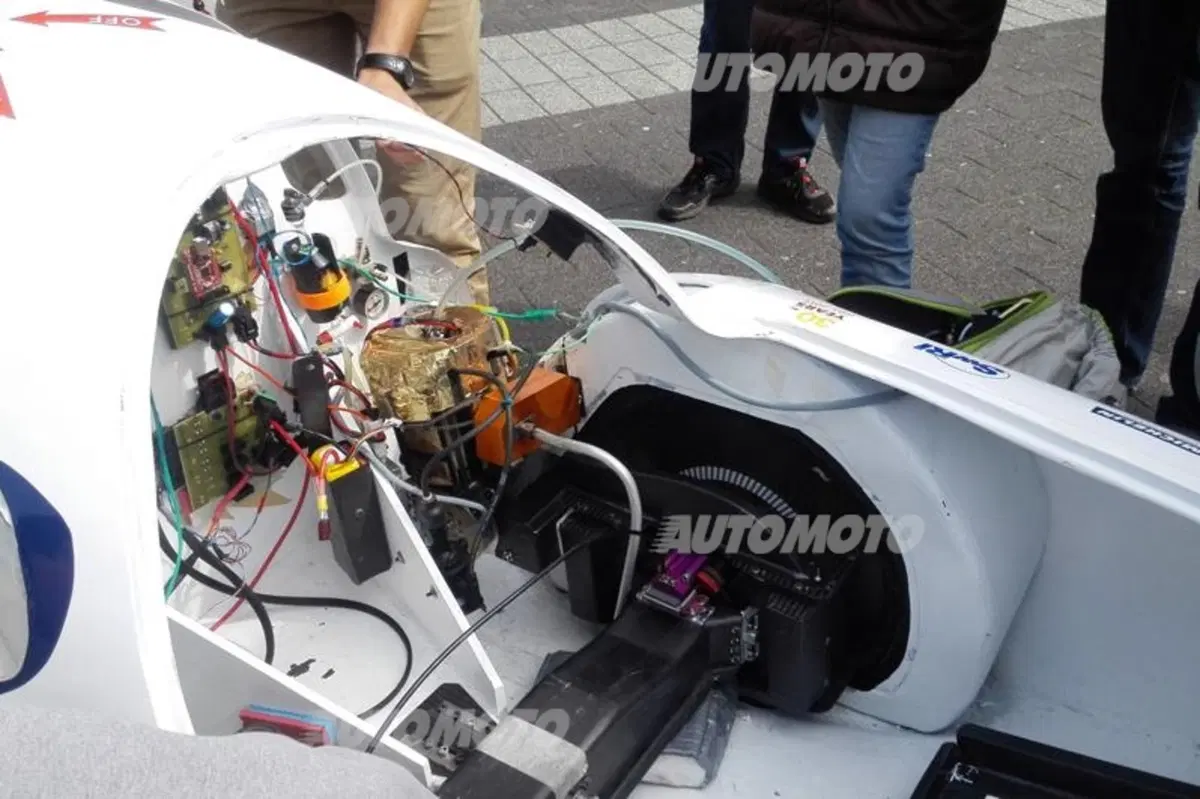 Shell Eco-marathon Europe 2015: vince il team Microjoule-La Joliverie (34)