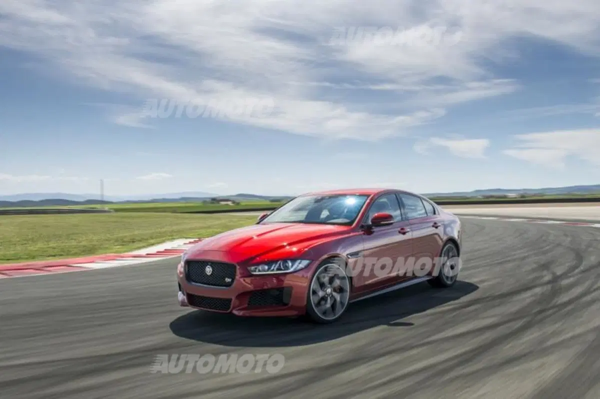 Andrew Gillham: «La Jaguar XE doveva essere perfetta» (25)