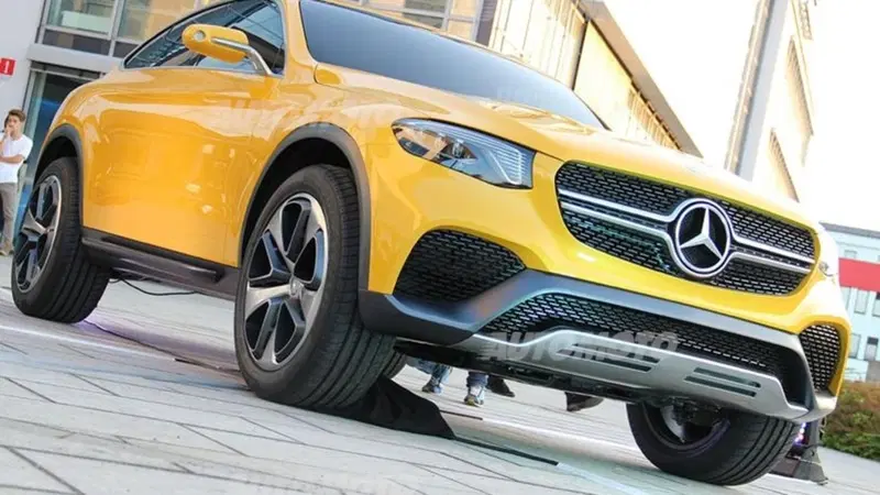 Mercedes GLC Coup&eacute; concept: l'anti-X4 si lascia ammirare in Italia