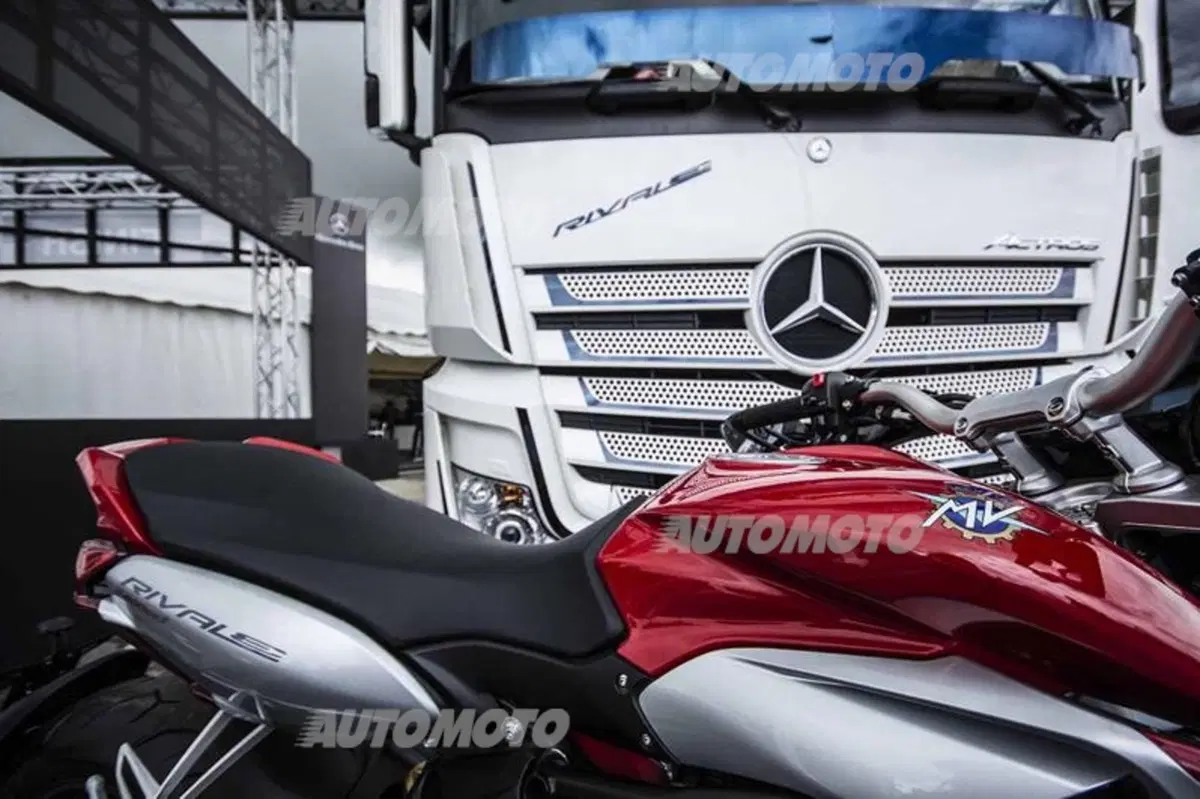 Mercedes-Benz Actros Rivale: il camion che sogna di essere una MV (4)