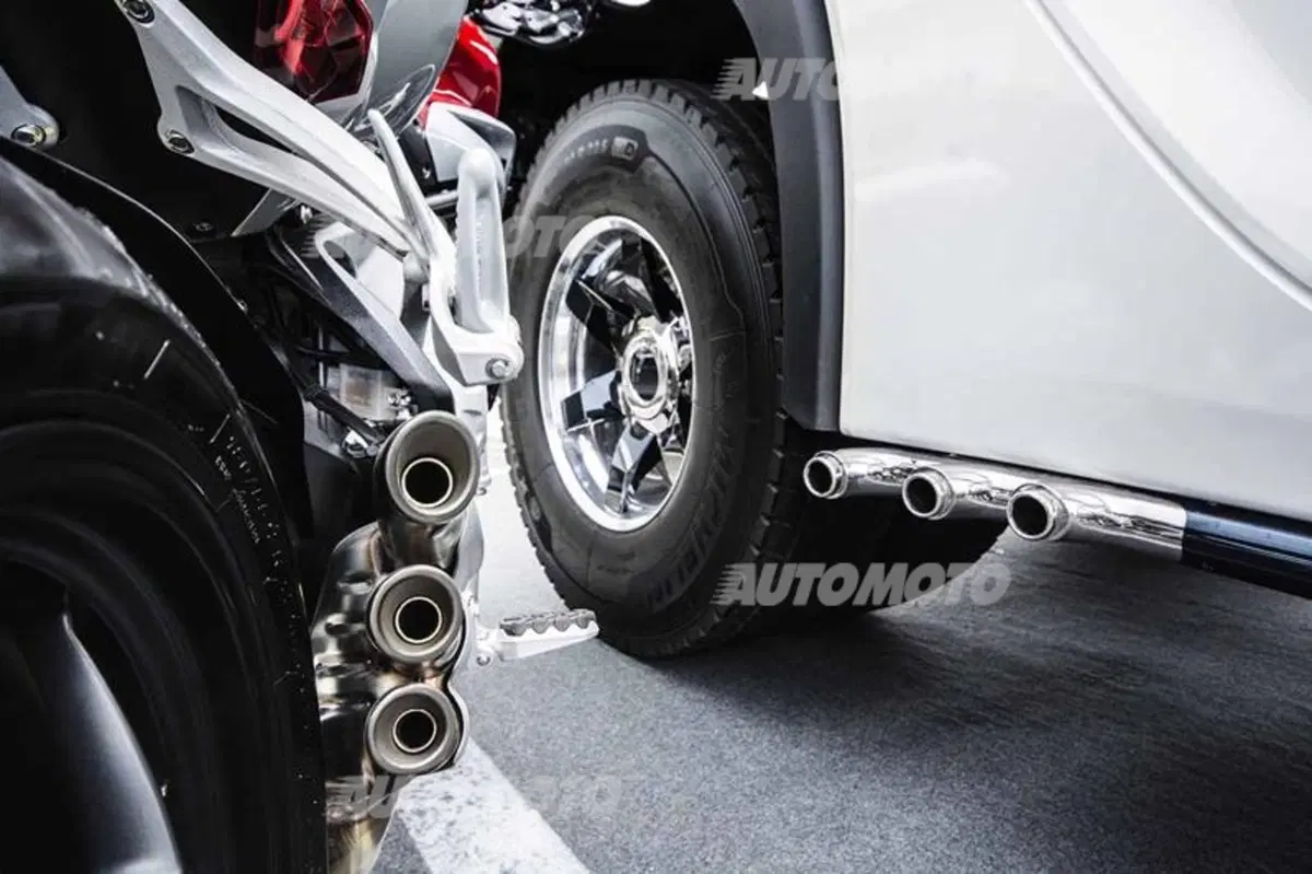 Mercedes-Benz Actros Rivale: il camion che sogna di essere una MV (11)