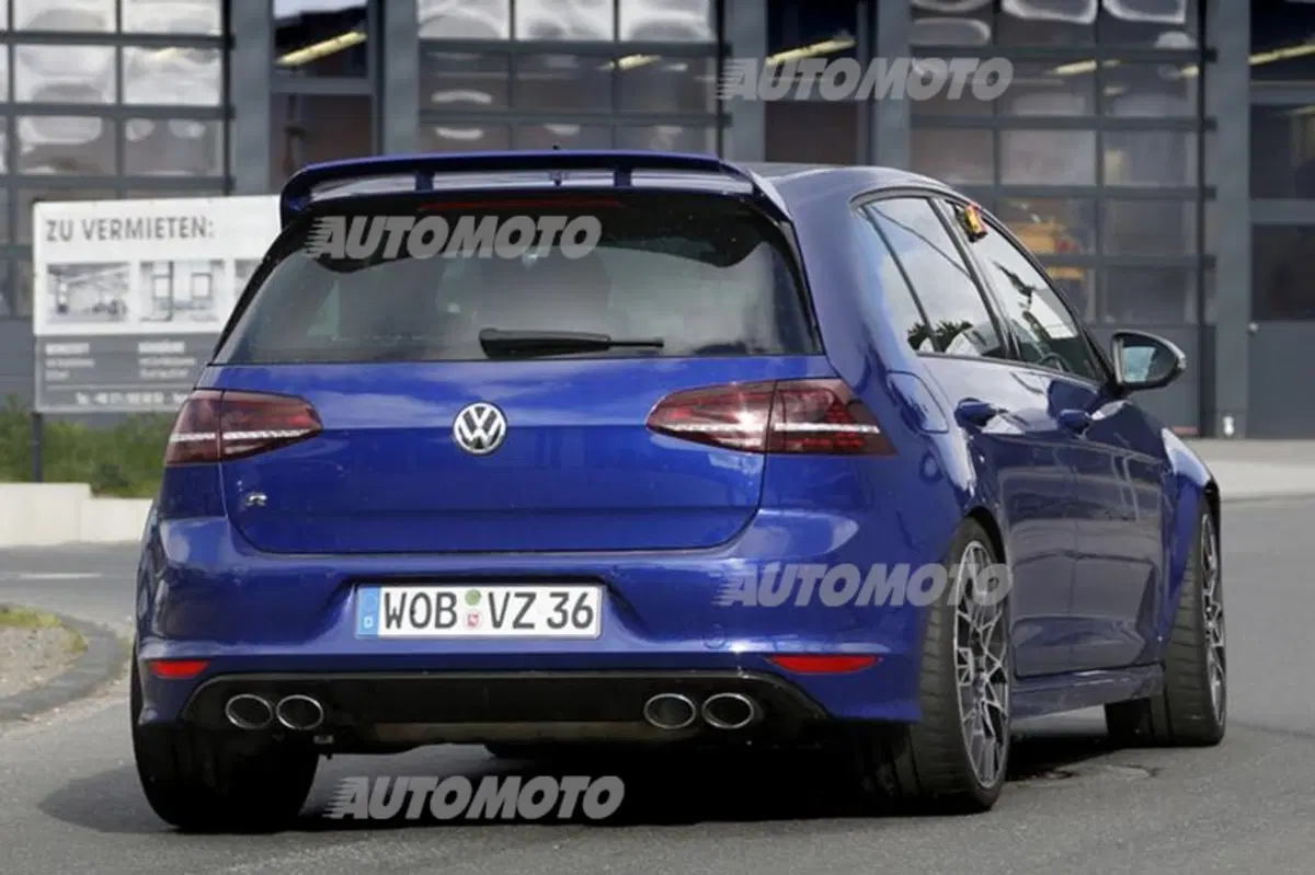 Volkswagen Golf R400: il mostro da 400 CV si farà! (5)