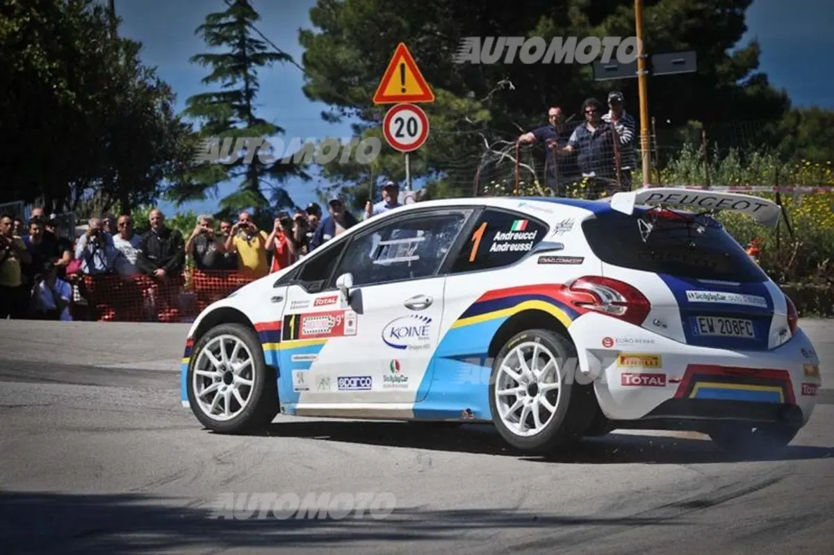 CIR 2015. 99a Targa Florio: Andreucci-Andreussi (Peugeot) al comando (69)