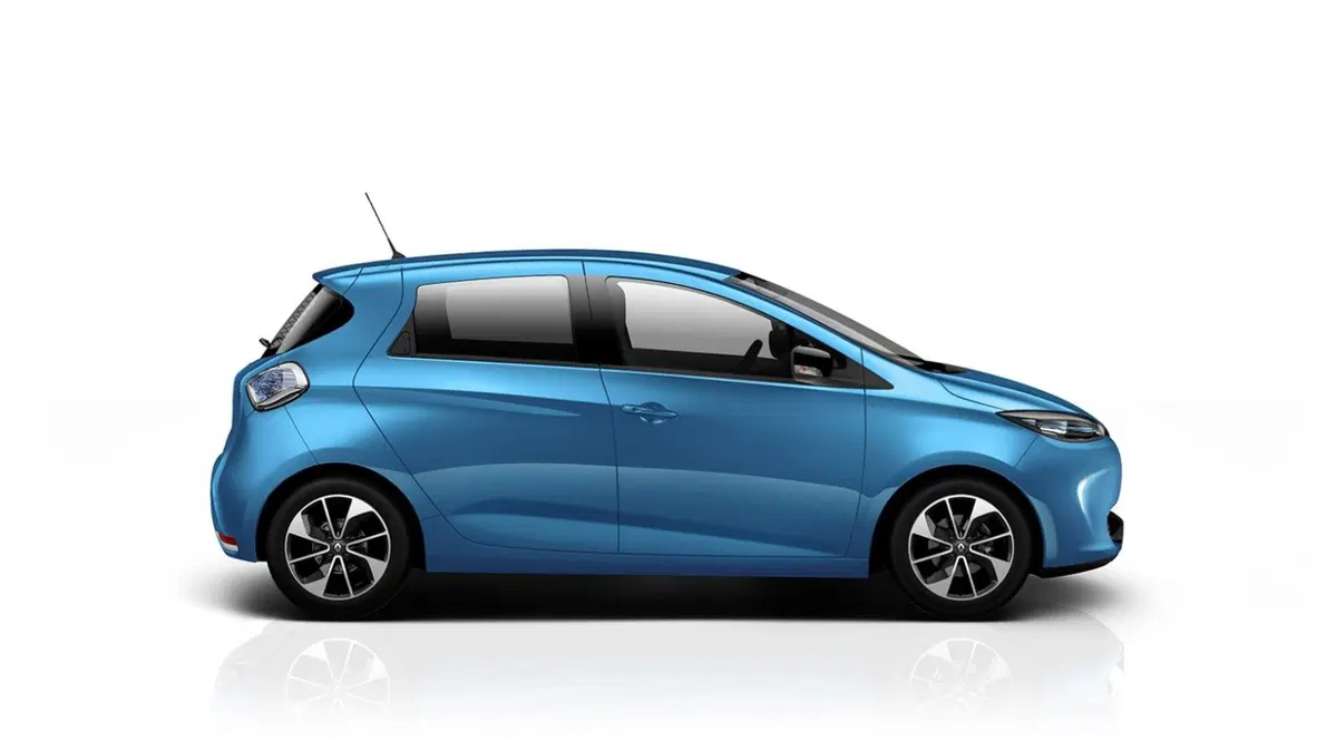 Quale comprare, Confronto: BMW i3 Vs Renault ZOE (9)