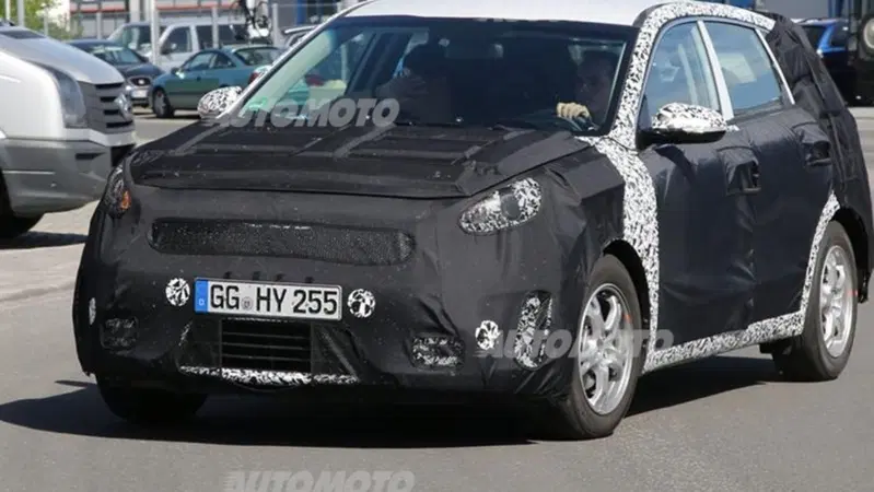 Kia: in arrivo una C'eed in versione monovolume