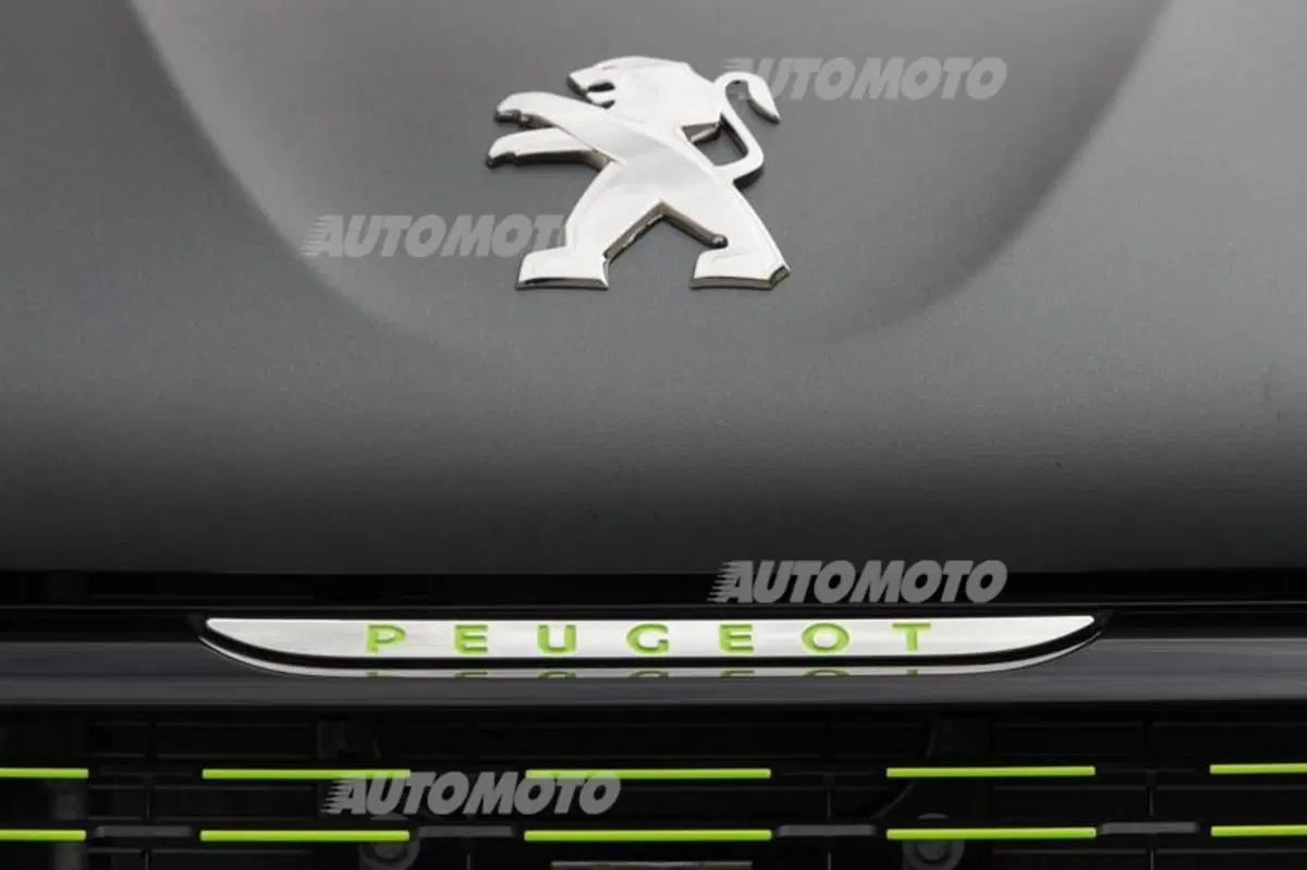 Peugeot 208 restyling (13)