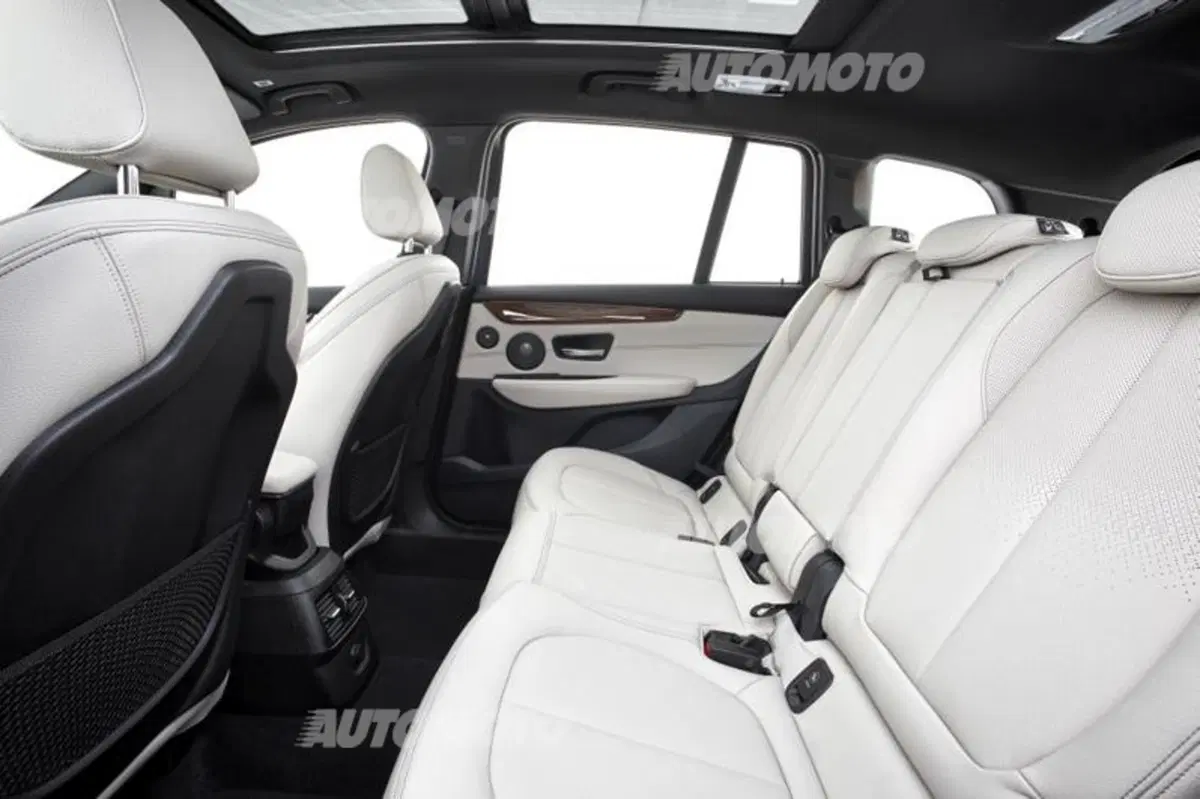 BMW Serie 2 Gran Tourer (30)