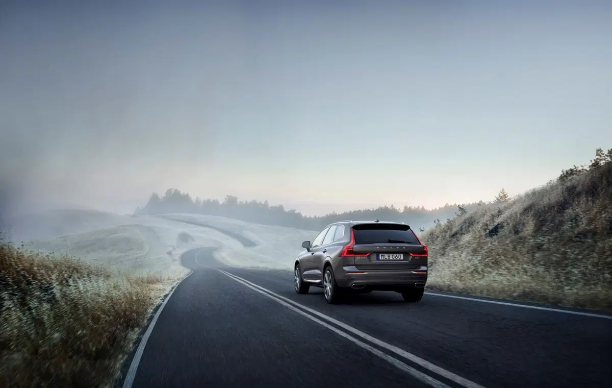 Volvo XC60 SUV 2017, la piccola XC90 con il Pilot Assist | Primo test (5)
