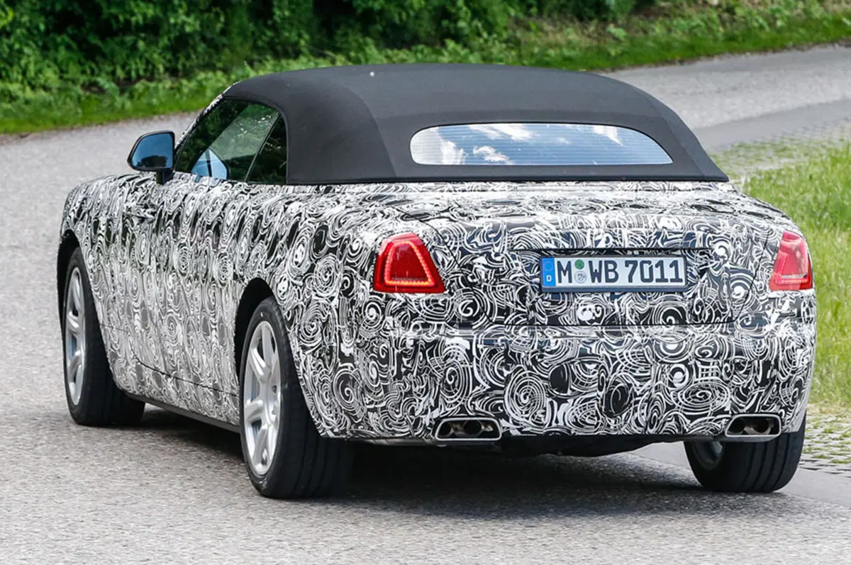 Rolls-Royce Dawn: bellissima, anche quando è camuffata (4)