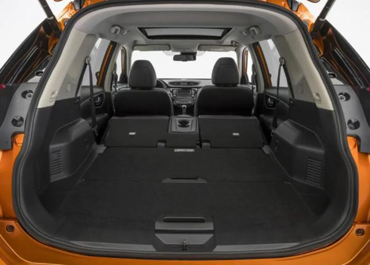 Nissan X-Trail, ecco il restyling 2017 (5)